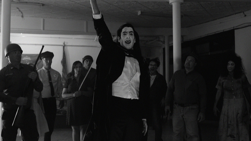 Imagen de Vampire Zombies... From Space!