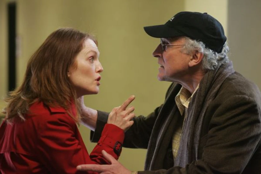 Julianne Moore en la-sombra-de-los-otros