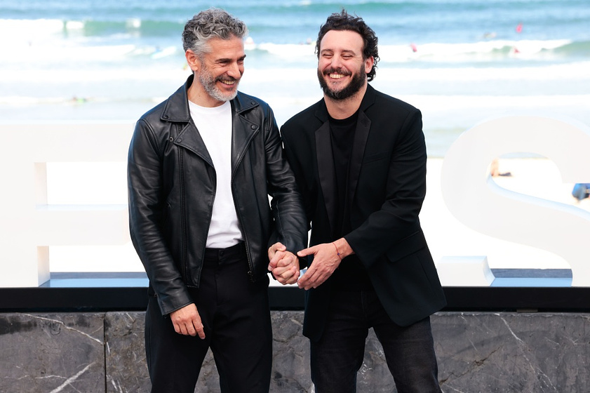 Leonardo Sbaraglia y Diego Lerman en El Hombre que amaba los Platos voladores (Festival de San Sebastián. Septiembre 2024)