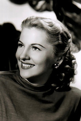 photo of person Joan Fontaine