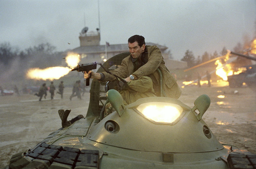Pierce Brosnan en Muere Otro Dia