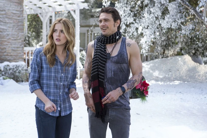 James Franco y Zoey Deutch en tenia-que-ser-el