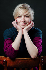 picture of actor Louise Lehry