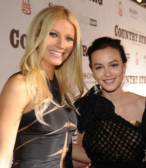 Gwyneth Paltrow y Leighton Meester en country-strong (Premiere en Los Angeles. Febrero 2011)