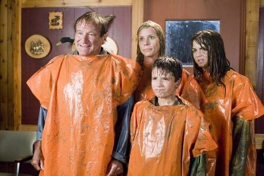 Robin Williams, Josh Hutcherson, JoJo y Cheryl Hines en Vaya Vacaciones!