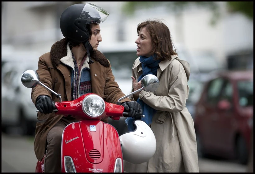 Louis Garrel y Valeria Bruni Tedeschi en un-castillo-en-italia