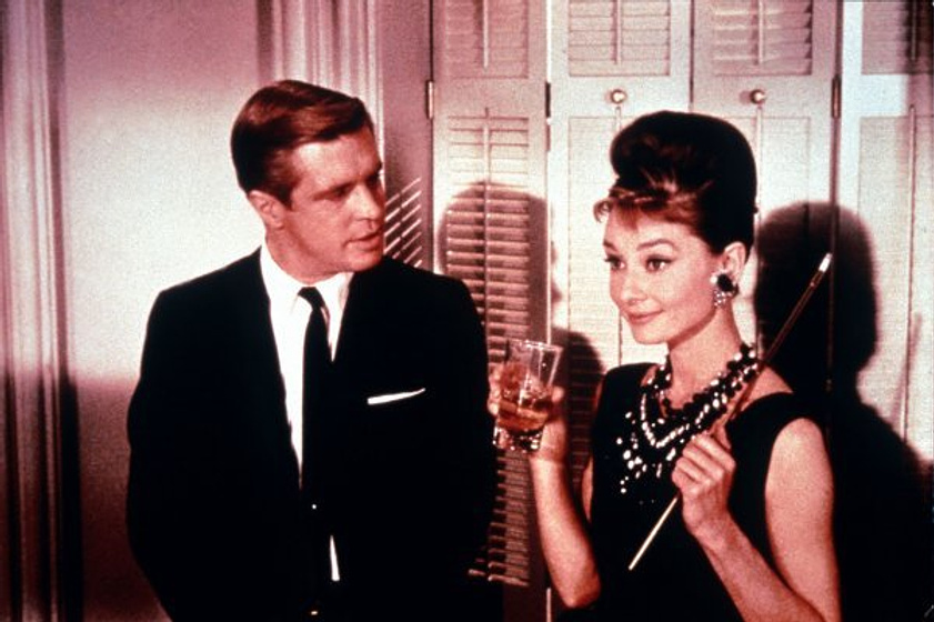 Audrey Hepburn y George Peppard en Desayuno con diamantes