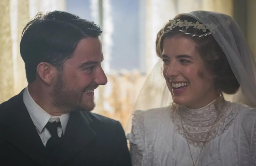 Agyness Deyn y Kevin Guthrie en sunset-song