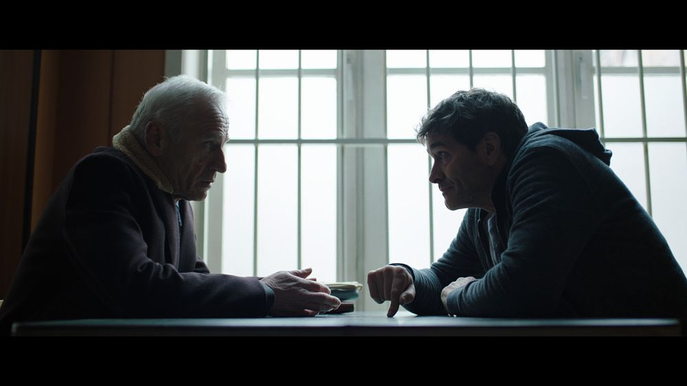Johan Leysen y Koen De Bouw en El Veredicto (Het Vonnis)