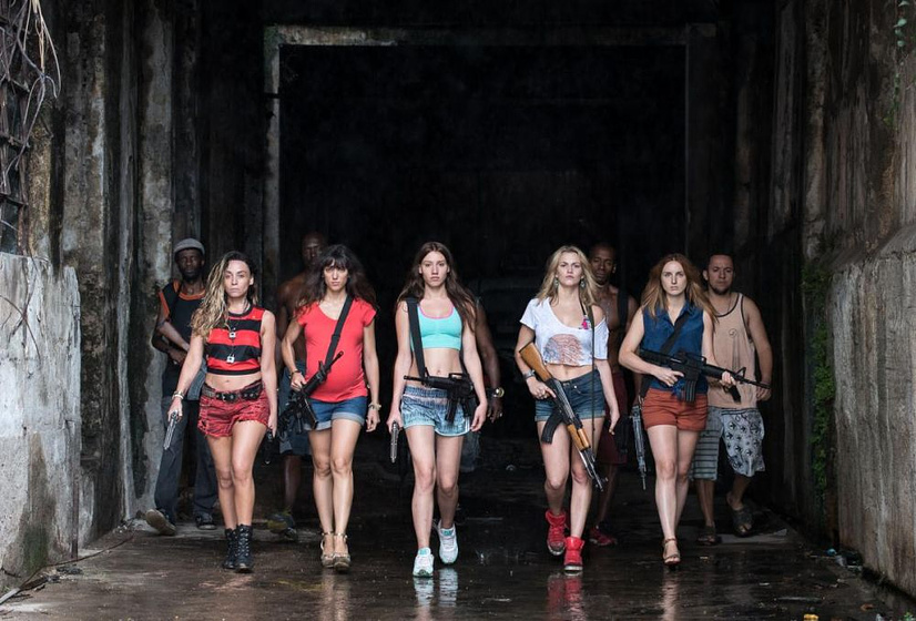Vanessa Guide, Alison Wheeler, Margot Bancilhon y Philippine Stindel en Bienvenidas a Brasil