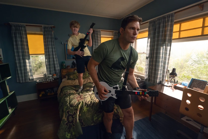 Chris Pratt y Jude Hill en el-camino-del-pequeno-guerrero