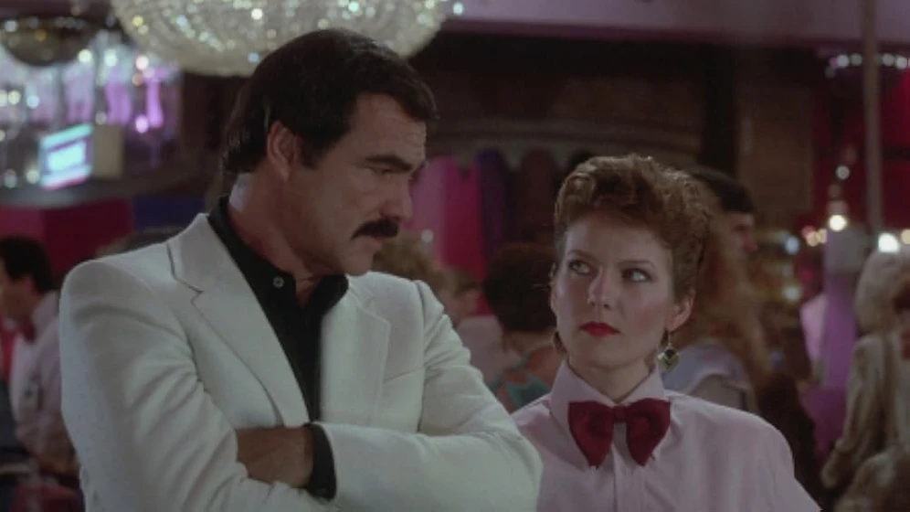 Burt Reynolds y Diana Scarwid en acorralado-en-las-vegas