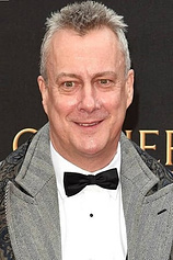picture of actor Stephen Tompkinson