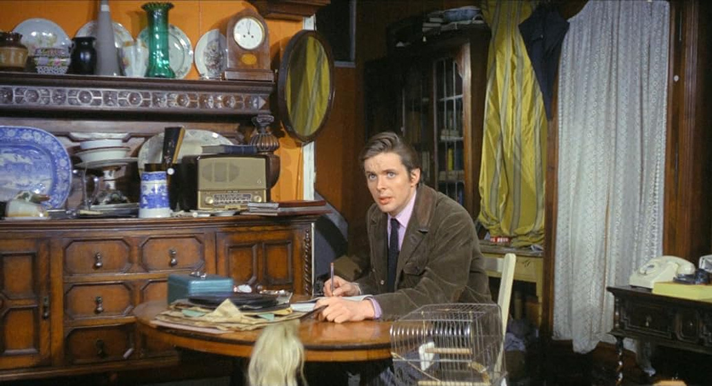 Ian Ogilvy en los-brujos