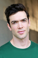 picture of actor Ethan Peck
