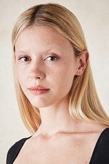 picture of actor Mia Goth