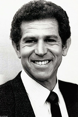 picture of actor Tony Roberts
