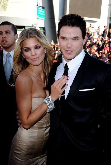 Kellan Lutz y AnnaLynne McCord en La saga Crepúsculo: Eclipse (Premiere Los Ángeles)