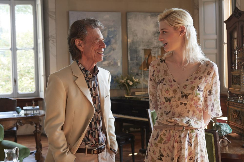 Mick Jagger y Elizabeth Debicki en Una Obra Maestra