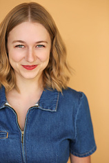 picture of actor Katie Peabody