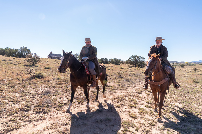 Alec Baldwin en Dos Forajidos