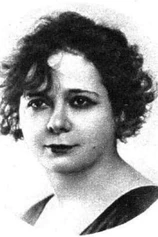 photo of person Amalia Sánchez Ariño