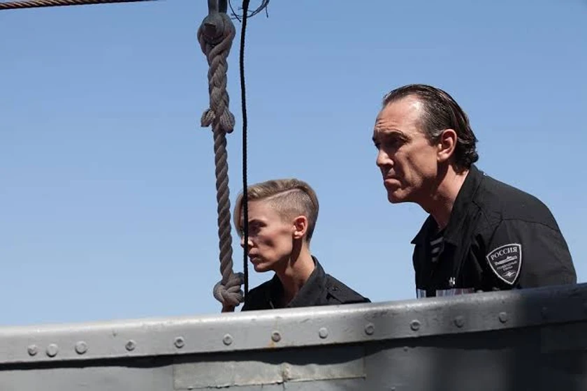 Ego Mikitas y Aimee Stolte en megalodon-2018
