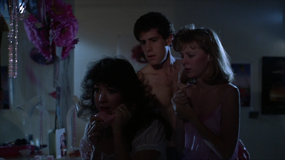 Wendy Martel, Pamela Ross y Joe Nassi en el-internado-1986