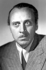 picture of actor George Coulouris