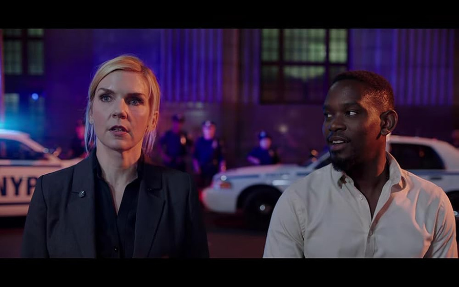 Aml Ameen y Rhea Seehorn en inside-man-most-wanted