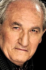 picture of actor Santiago Cortés