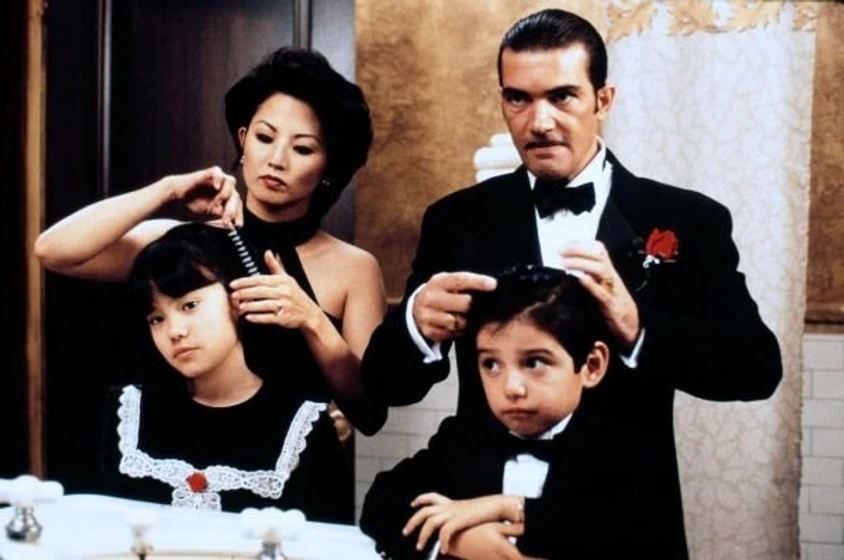 Antonio Banderas, Tamlyn Tomita, Danny Verduzco y Lana McKissack en four-rooms