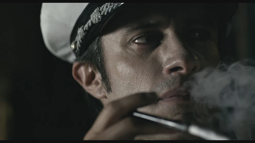 Gael García Bernal en eva-no-duerme
