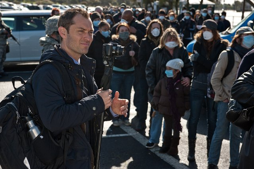 Jude Law en Contagio