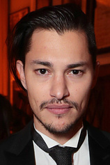 picture of actor Zach Villa