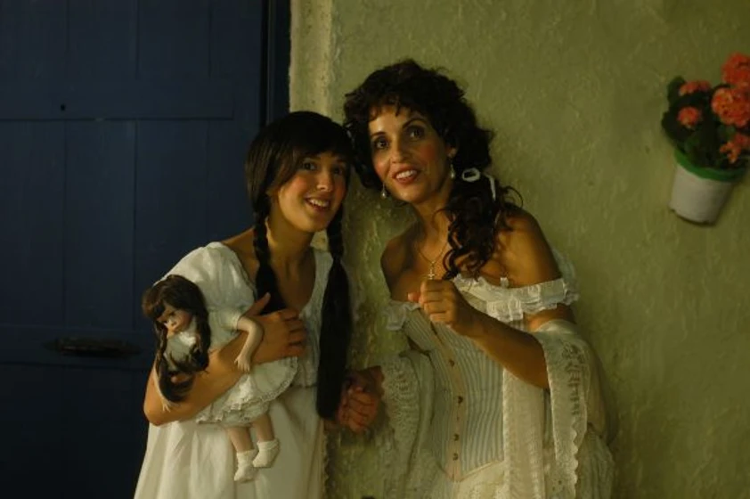 Adriana Ozores y Carolina Lapausa en esperpentos