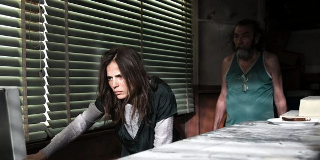 Elena Anaya en hierro