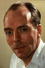 picture of actor Simon Cadell
