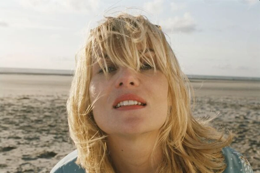 Emmanuelle Seigner en la-escafandra-y-la-mariposa