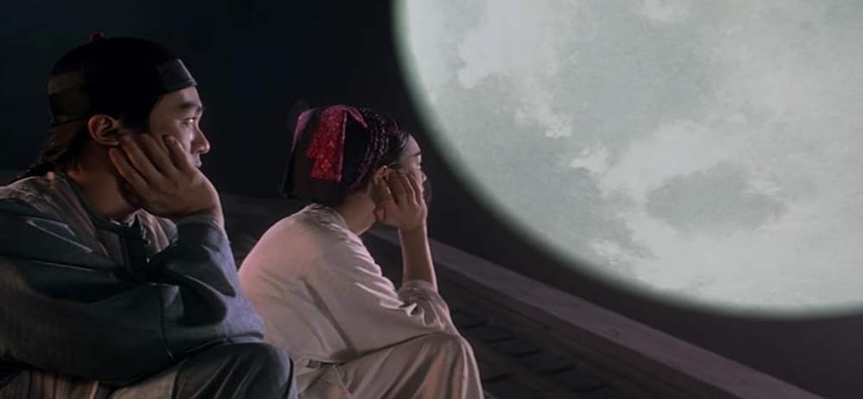 Stephen Chow y Christy Chung en hail-the-judge