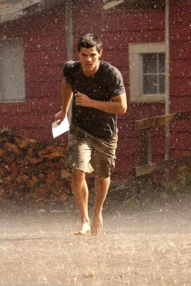 Taylor Lautner en La Saga Crepúsculo: Amanecer - Parte 1