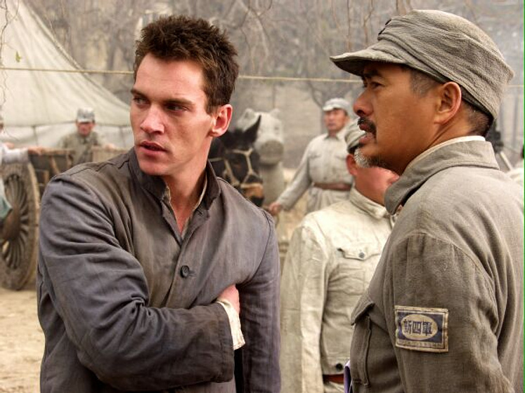 Jonathan Rhys-Meyers y Kwong Leung Wong en Los Niños de Huang Shi