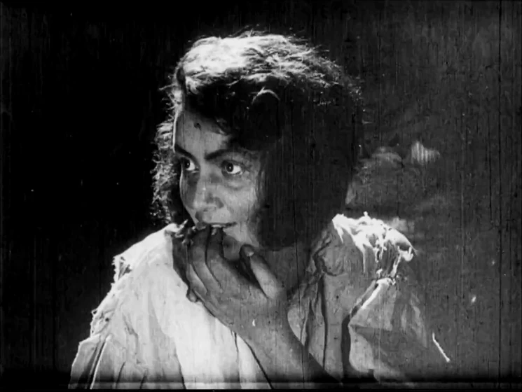 Ada Vojtsik en el-cuarenta-y-uno-1927