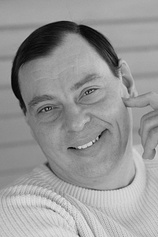 photo of person Larry Drake