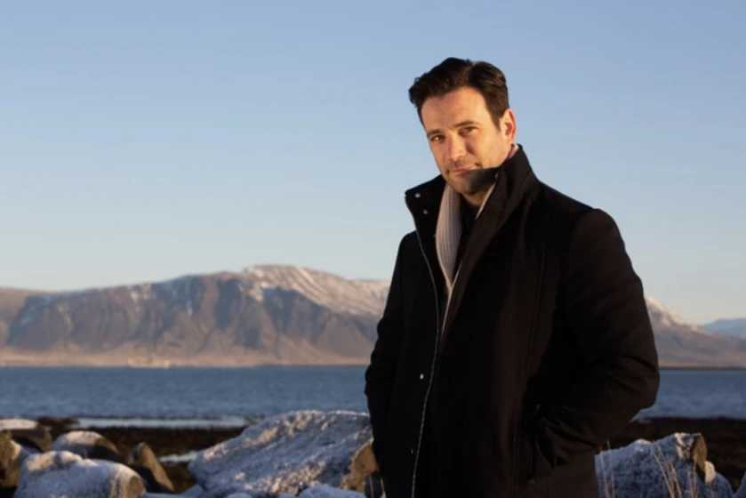 Colin Donnell en amor-en-islandia