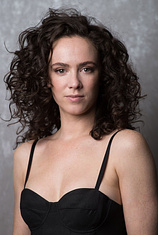 picture of actor Amy Manson