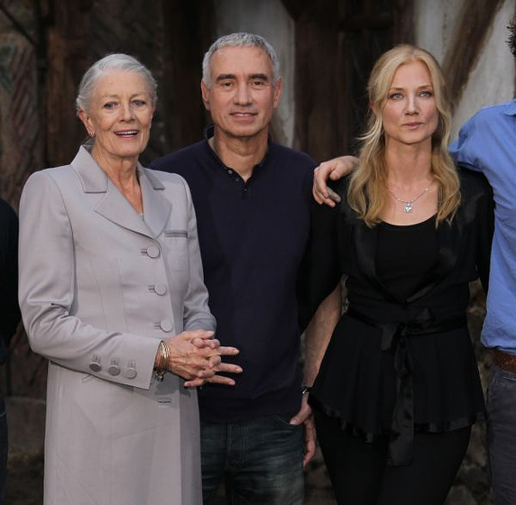 Roland Emmerich, Joely Richardson y Vanessa Redgrave en Anonymous (Inicio de rodaje. Mayo 2010)