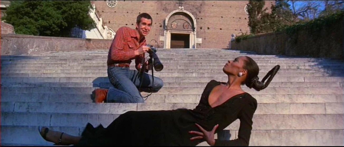 Anthony Perkins y Diana Ross en mahogany-piel-caoba