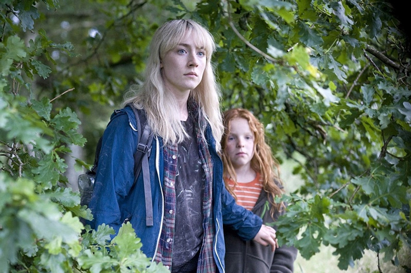 Saoirse Ronan y Harley Bird en Mi Vida Ahora
