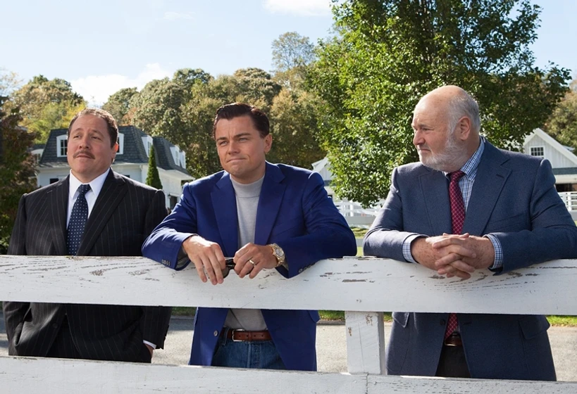Rob Reiner, Leonardo DiCaprio y Jon Favreau en El Lobo de Wall Street